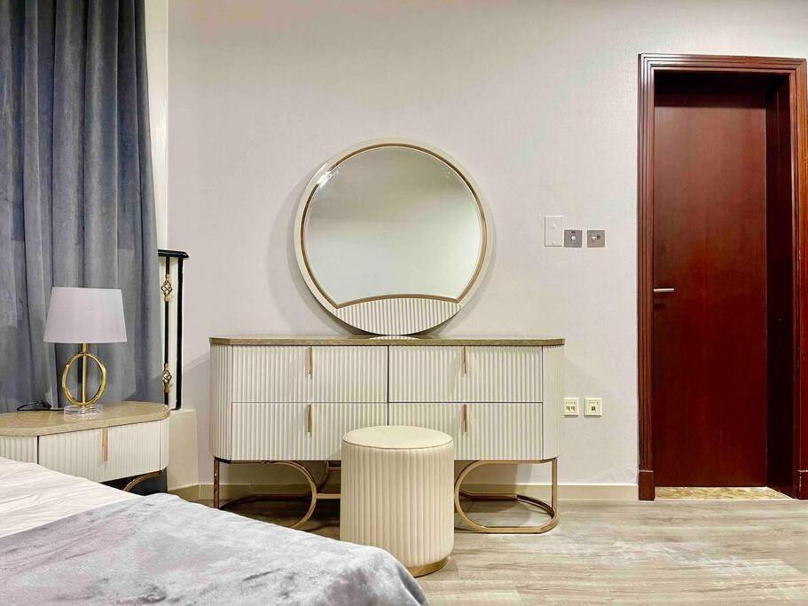 אבו דאבי Cozy Upgraded Residential Flat With Sea, Mangrove, Pool View - 1203 Not Hotel מראה חיצוני תמונה
